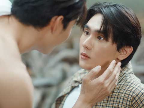 “บุ๊ค” พยายามสืบหา “ฟอส” คนรักตัวจริง!!ในซีรีส์ “ความลับในบทเพลงที่บรรเลงไม่รู้จบ Melody of Secrets”