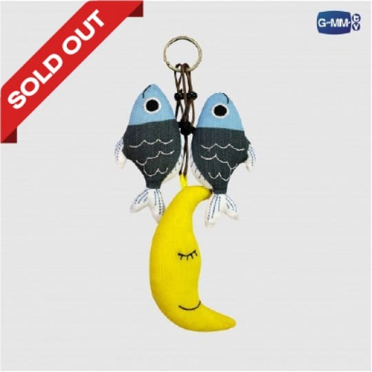 FISH UPON THE SKY KEYCHAIN | พวงกุญแจปลาบนฟ้า