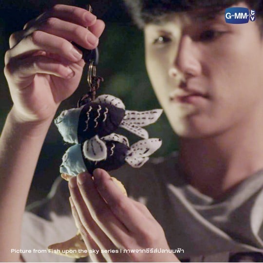 FISH UPON THE SKY KEYCHAIN | พวงกุญแจปลาบนฟ้า