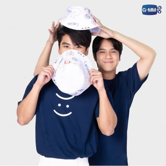 BAD BUDDY ILLUMINATION BUCKET HAT 