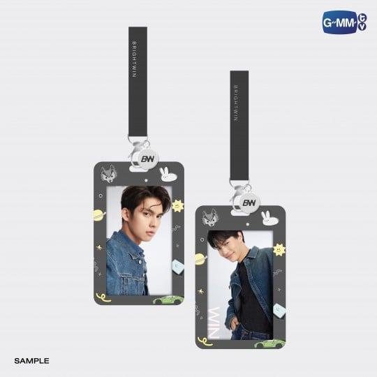 BRIGHT WIN CARD HOLDER WITH SELFIE EXCLUSIVE PHOTOCARDS (Ver.2)