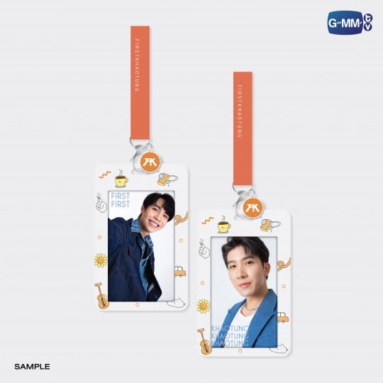 FIRST KHAOTUNG CARD HOLDER WITH SELFIE EXCLUSIVE PHOTOCARDS