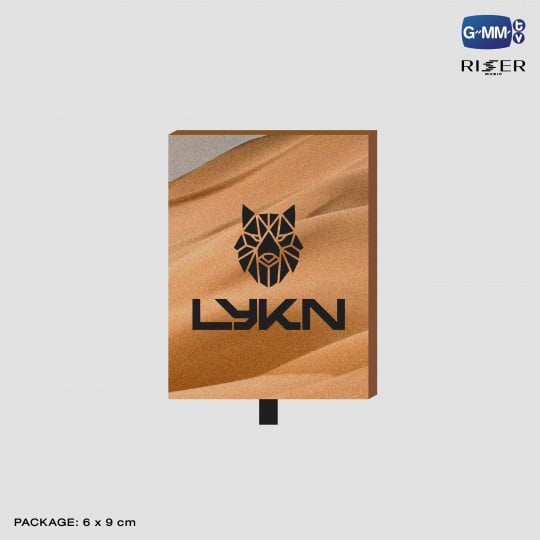 LYKN EXCLUSIVE PHOTOCARD SET