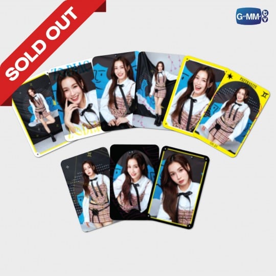 LOVE | ZODIAC SERIES EXCLUSIVE PHOTOCARD SET