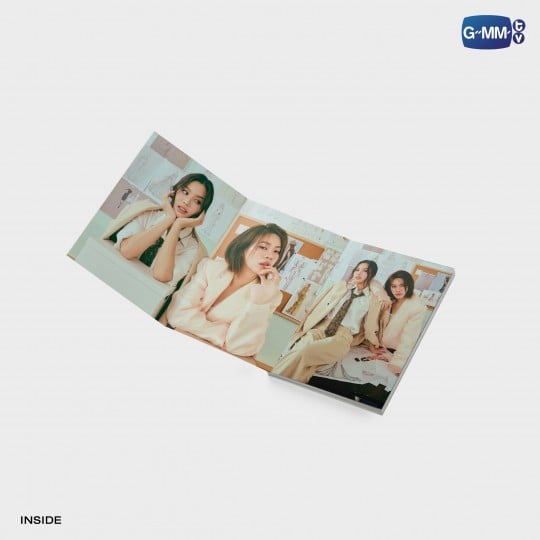 404 NOT FOUND HER | THE OFFICIAL PHOTOBOOK OF EMIBONNIE (Preorder until 29 June)