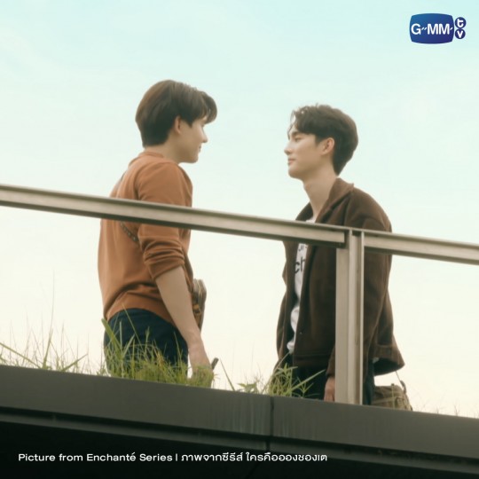 ENCHANTÉ T-SHIRT | เสื้อยืด ใครคืออองชองเต