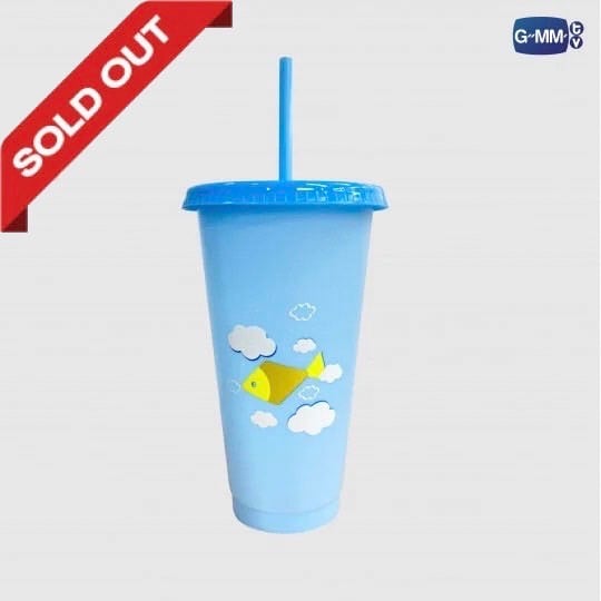 FISH UPON THE SKY COLOUR CHANGING COLD CUP | แก้วน้ำเปลี่ยนสีปลาบนฟ้า